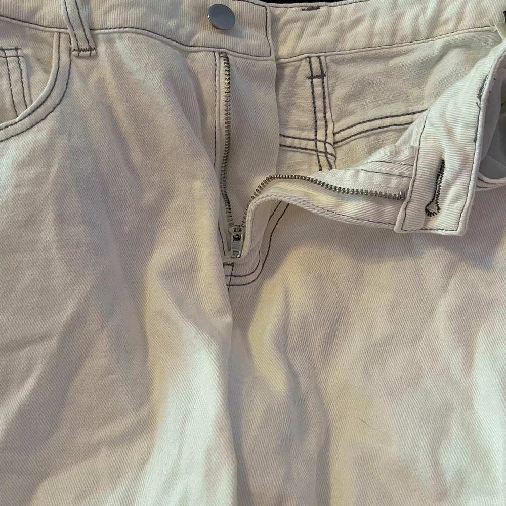 White pants!
